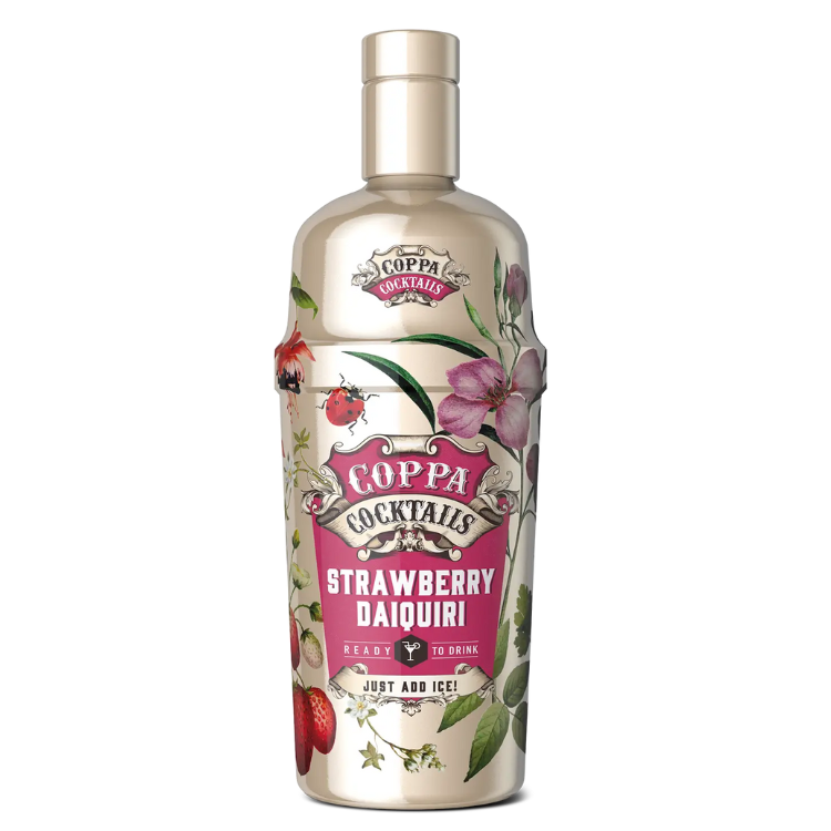 Coppa Cocktails Strawberry Daiquiri bottle on a white background